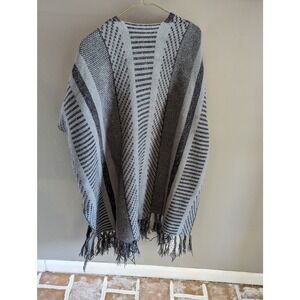 Kimberly C one-size fringe trim open cardigan